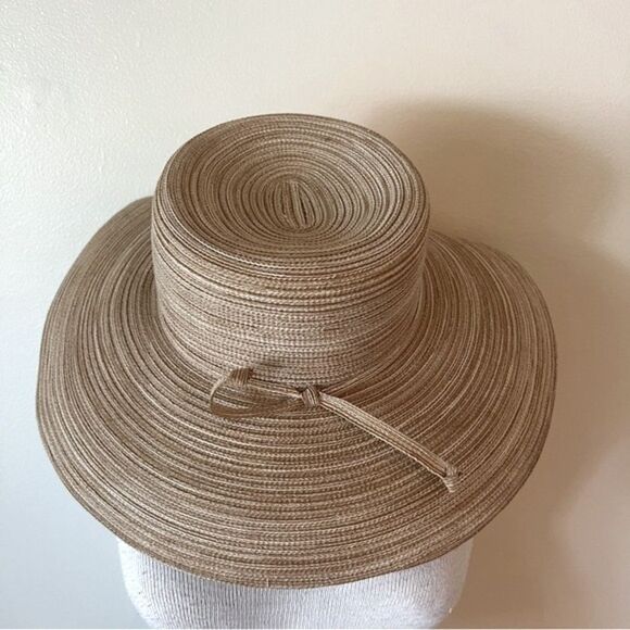 Sloggers Tan hat women size medium 22.5” - Picture 1 of 9